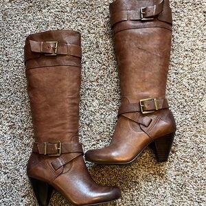 Arturo Chiang leather boots